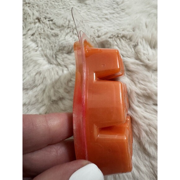 SCENTSY 3.2 oz Bar AUTUMN ROAD TRIP And ICED PINE Wax Bar Melts Fall Winter - Picture 7 of 8